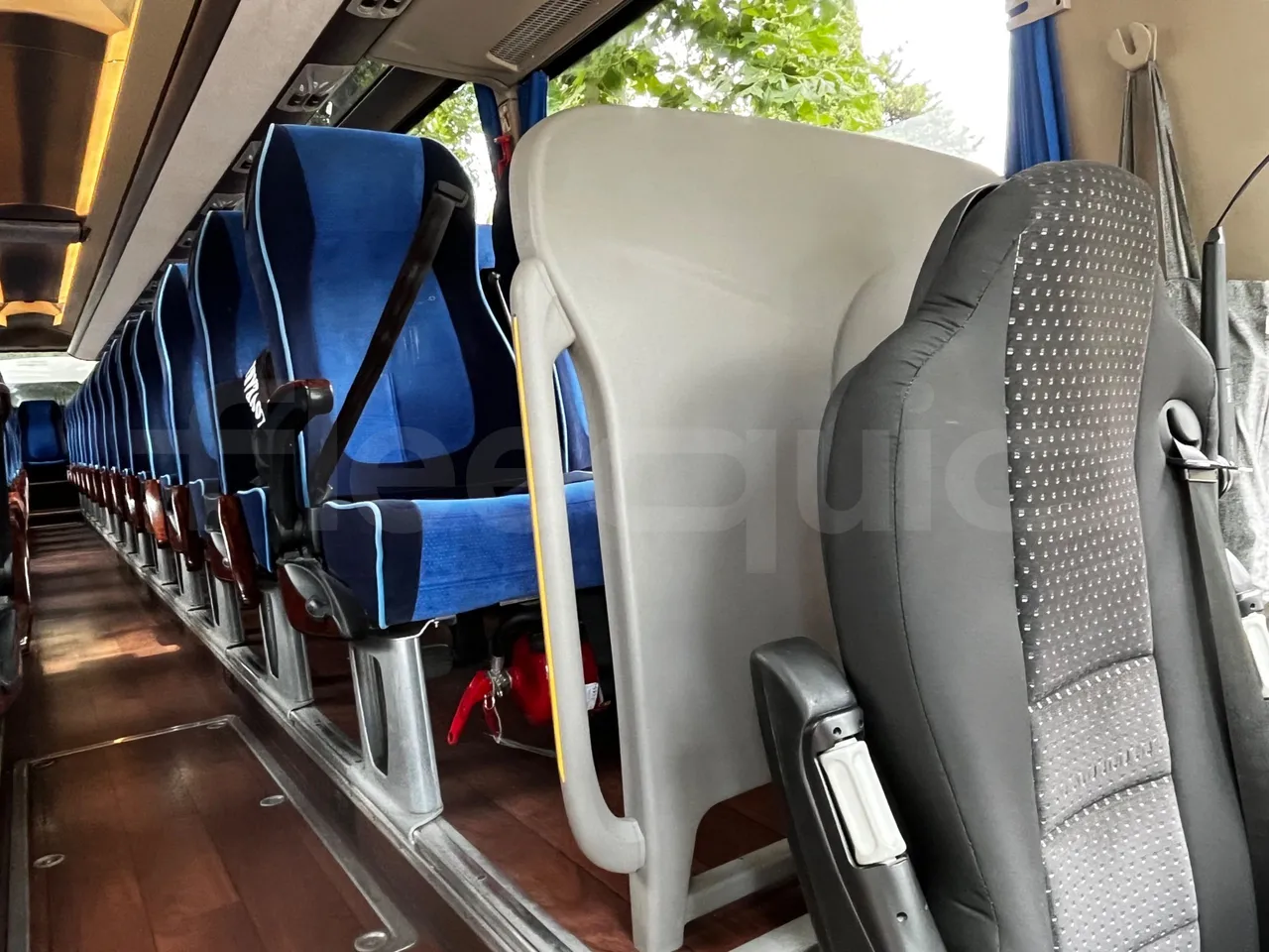 Iveco Magelys - single seat detail