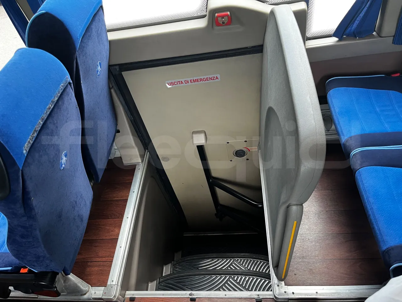 Iveco Magelys - disabled area photo