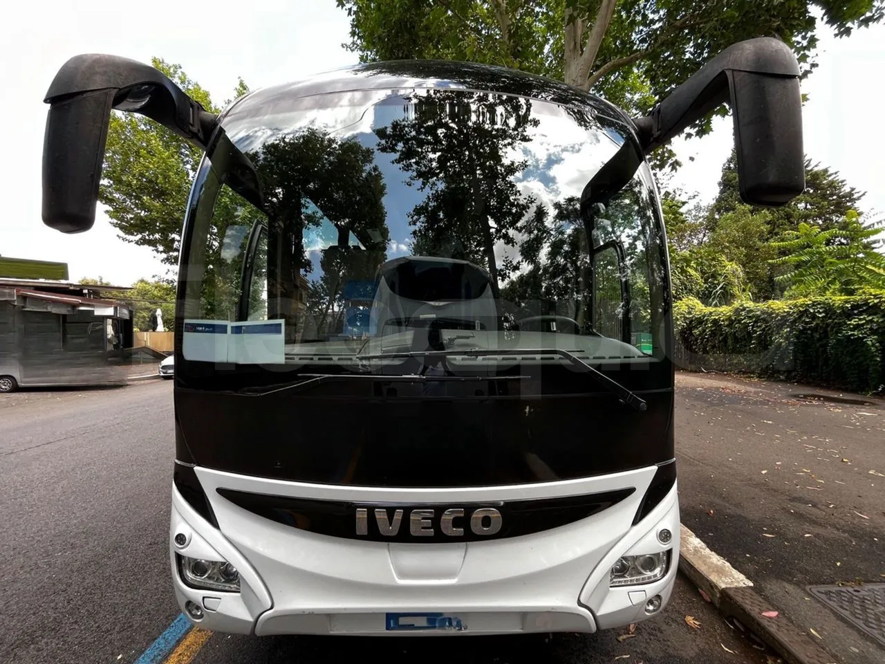 Iveco Magelys - front photo