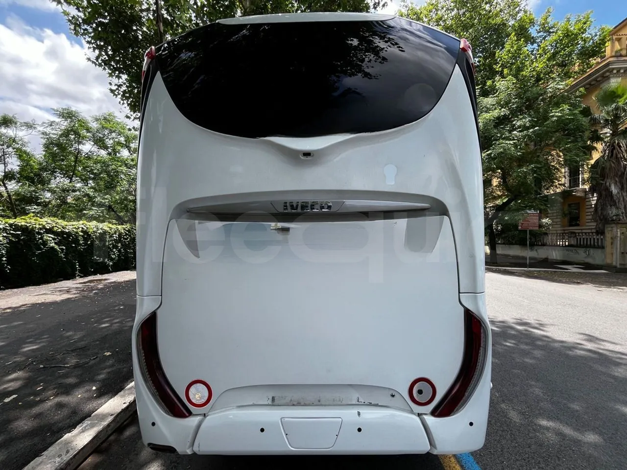 Iveco Magelys - rear hatch closed
