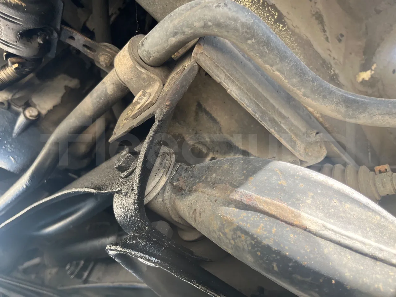 Mercedes-Benz Sprinter 416CD - EUR3 - 115kW - 6.995 - axle 2 caliper brakes right