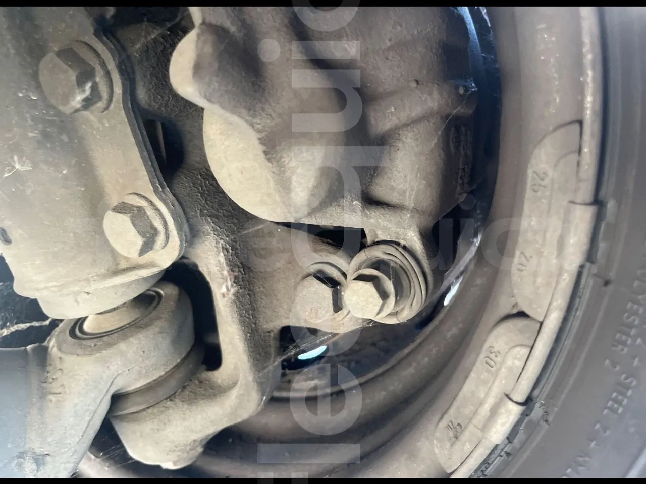 Mercedes-Benz Sprinter 416CD - EUR3 - 115kW - 6.995 - front brake calipers right