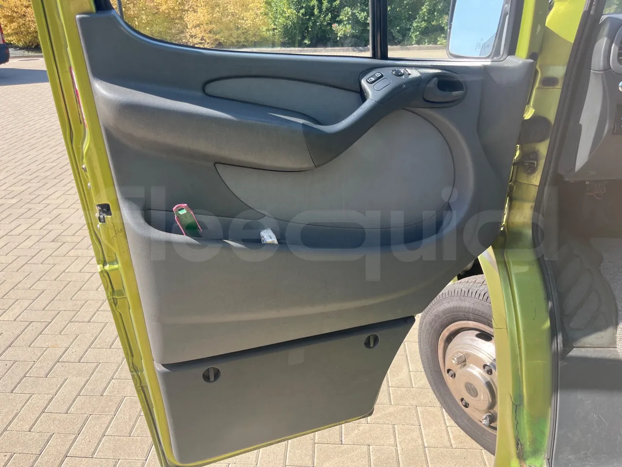 Mercedes-Benz Sprinter 416CD - EUR3 - 115kW - 6.995 - roof hatch 3