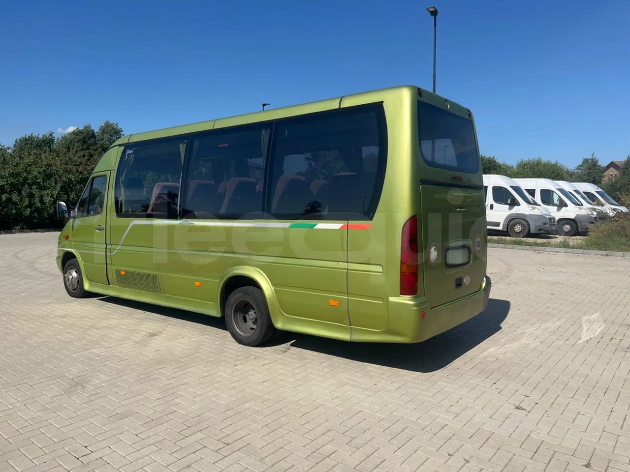 Mercedes-Benz Sprinter 416CD - EUR3 - 115kW - 6.995 - luggage rack photo