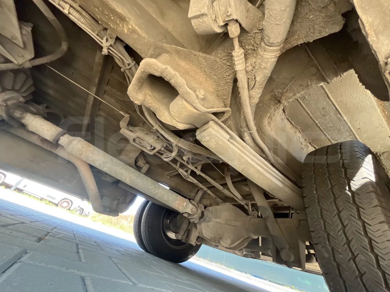 Mercedes-Benz Sprinter 416CD - EUR3 - 115kW - 6.995 - axle 2 shock absorbers 1 right
