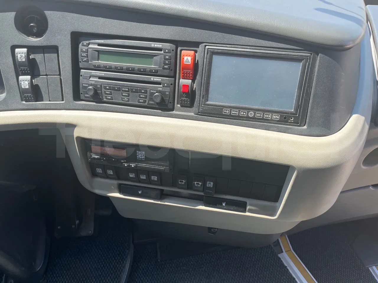 Vdl Futura FH D2 - EUR6/320KW/12.87 MT - onboard devices 2