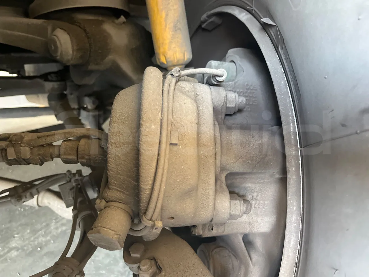 Vdl Futura FH D2 - EUR6/320KW/12.87 MT - front brake calipers left