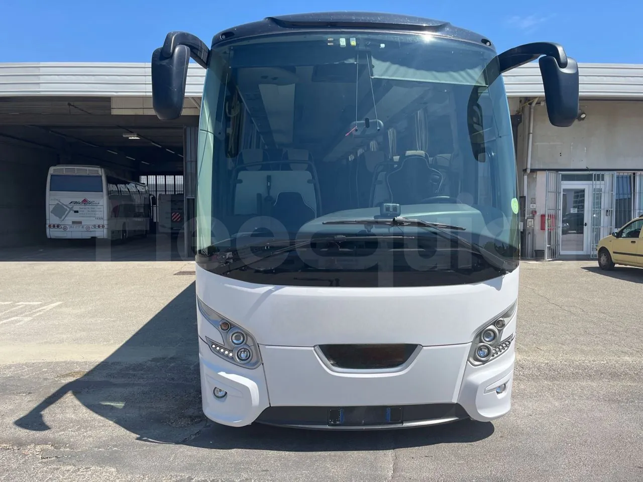 Vdl Futura FH D2 - EUR6/320KW/12.87 MT - front photo