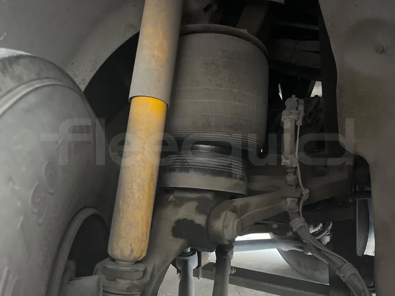 Vdl Futura FH D2 - EUR6/320KW/12.87 MT - front shock absorbers right