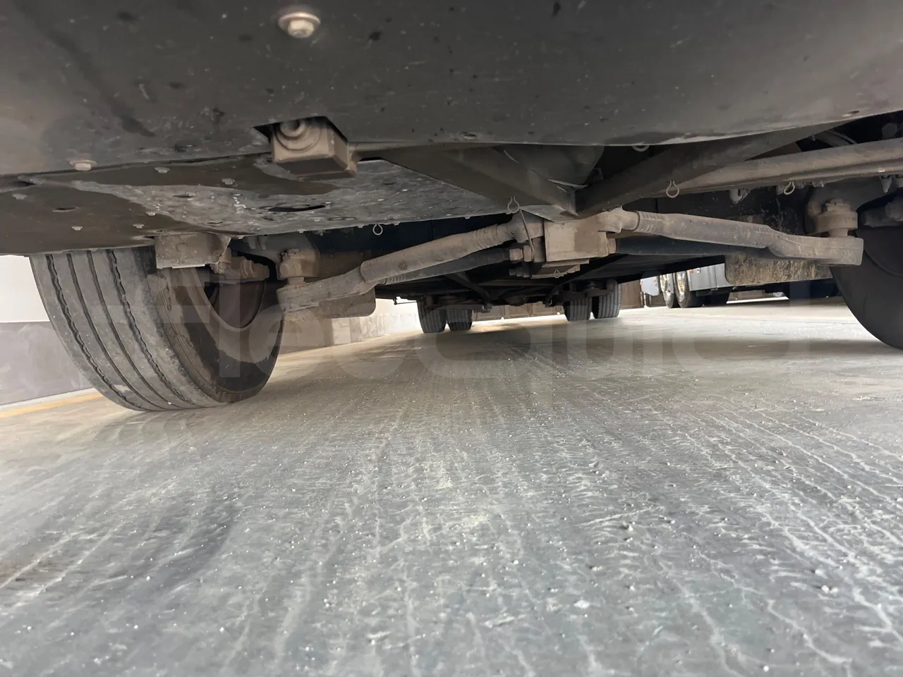Vdl Futura FH D2 - EUR6/320KW/12.87 MT - front undercarriage from front