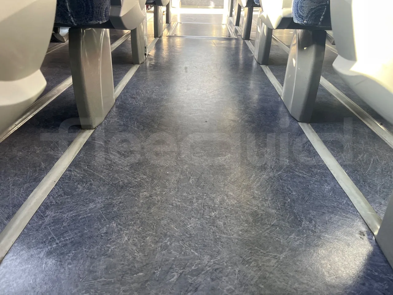 Man Andecar VII.1 12250 FOCL - Euro 5 - 184 kW - 9,470 mt - seat brackets photo