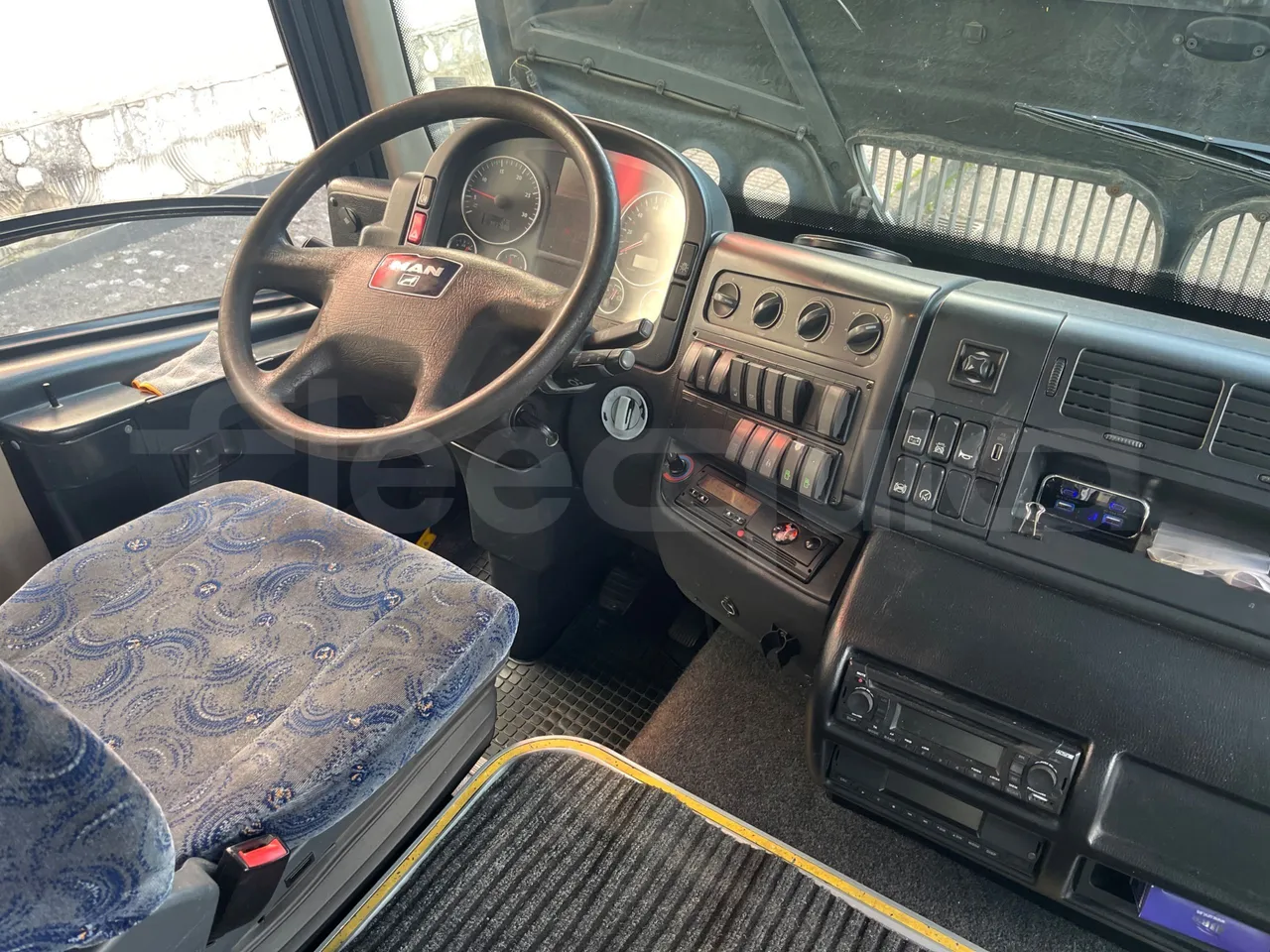 Man Andecar VII.1 12250 FOCL - Euro 5 - 184 kW - 9,470 mt - buttons panels on