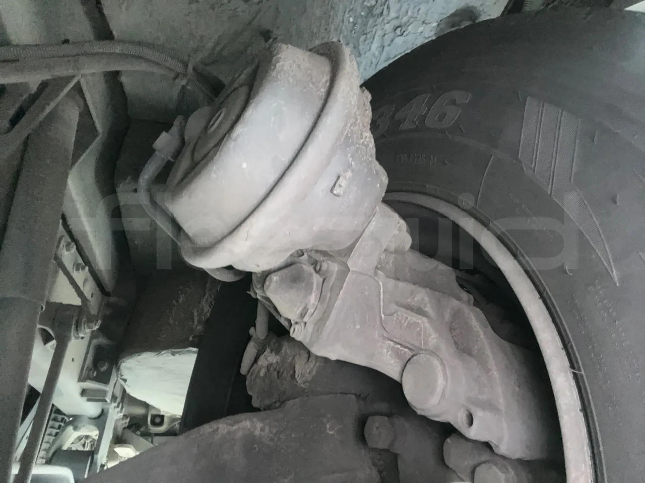 Man Andecar VII.1 12250 FOCL - Euro 5 - 184 kW - 9,470 mt - front brake calipers right