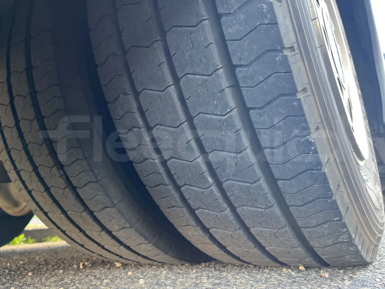 Man Andecar VII.1 12250 FOCL - Euro 5 - 184 kW - 9,470 mt - tread condition third axle tires left
