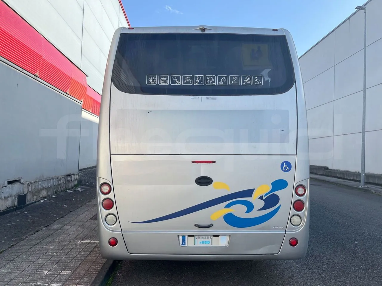 Man Andecar VII.1 12250 FOCL - Euro 5 - 184 kW - 9,470 mt - rear hatch closed