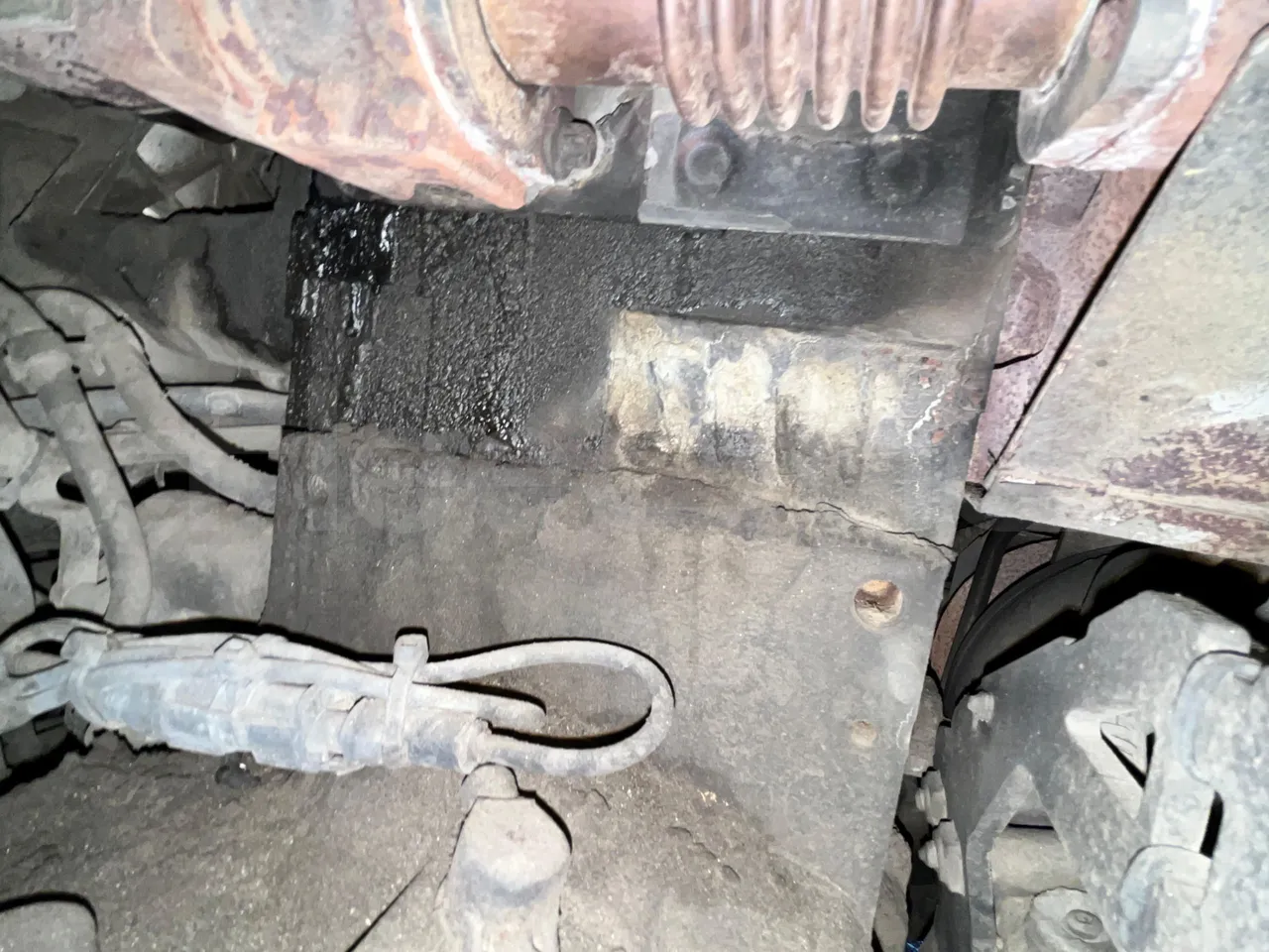 Man Andecar VII.1 12250 FOCL - Euro 5 - 184 kW - 9,470 mt - rear hatch open