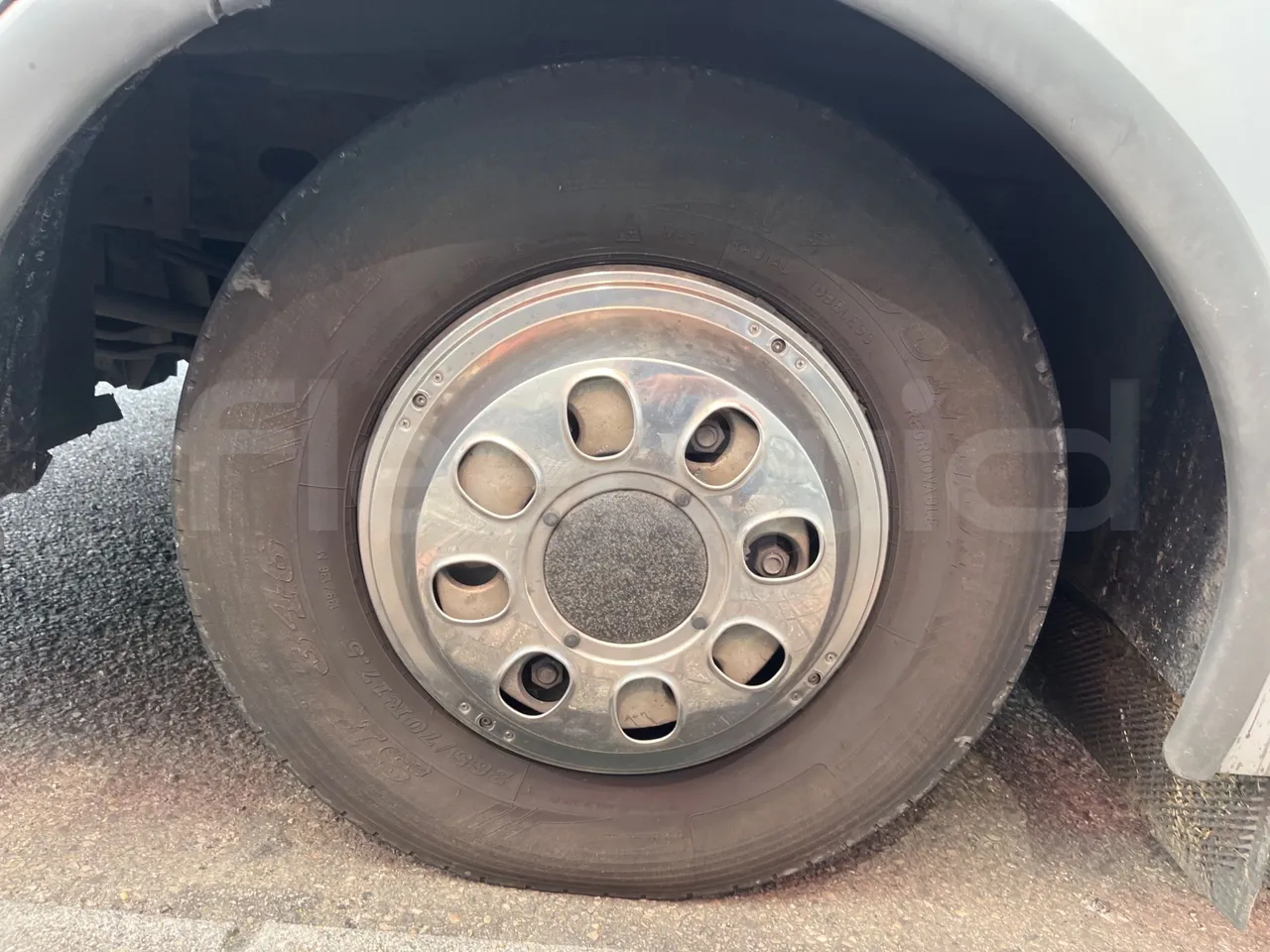 Man Andecar VII.1 12250 FOCL - Euro 5 - 184 kW - 9,470 mt - front left tire measurements