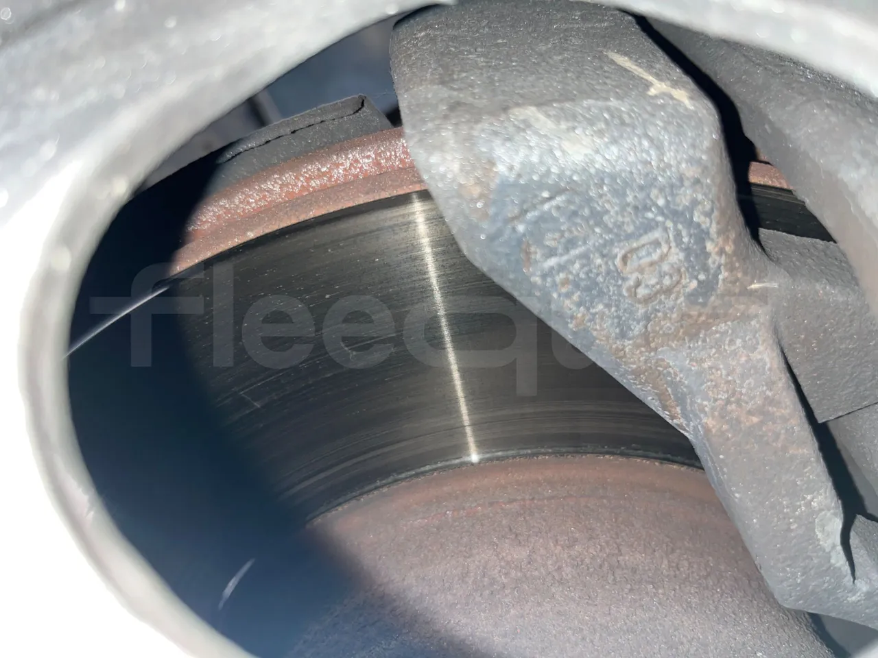 Iveco Mago2 A1AF11B - Euro3 - 154kW - 8.850mt - front discs right