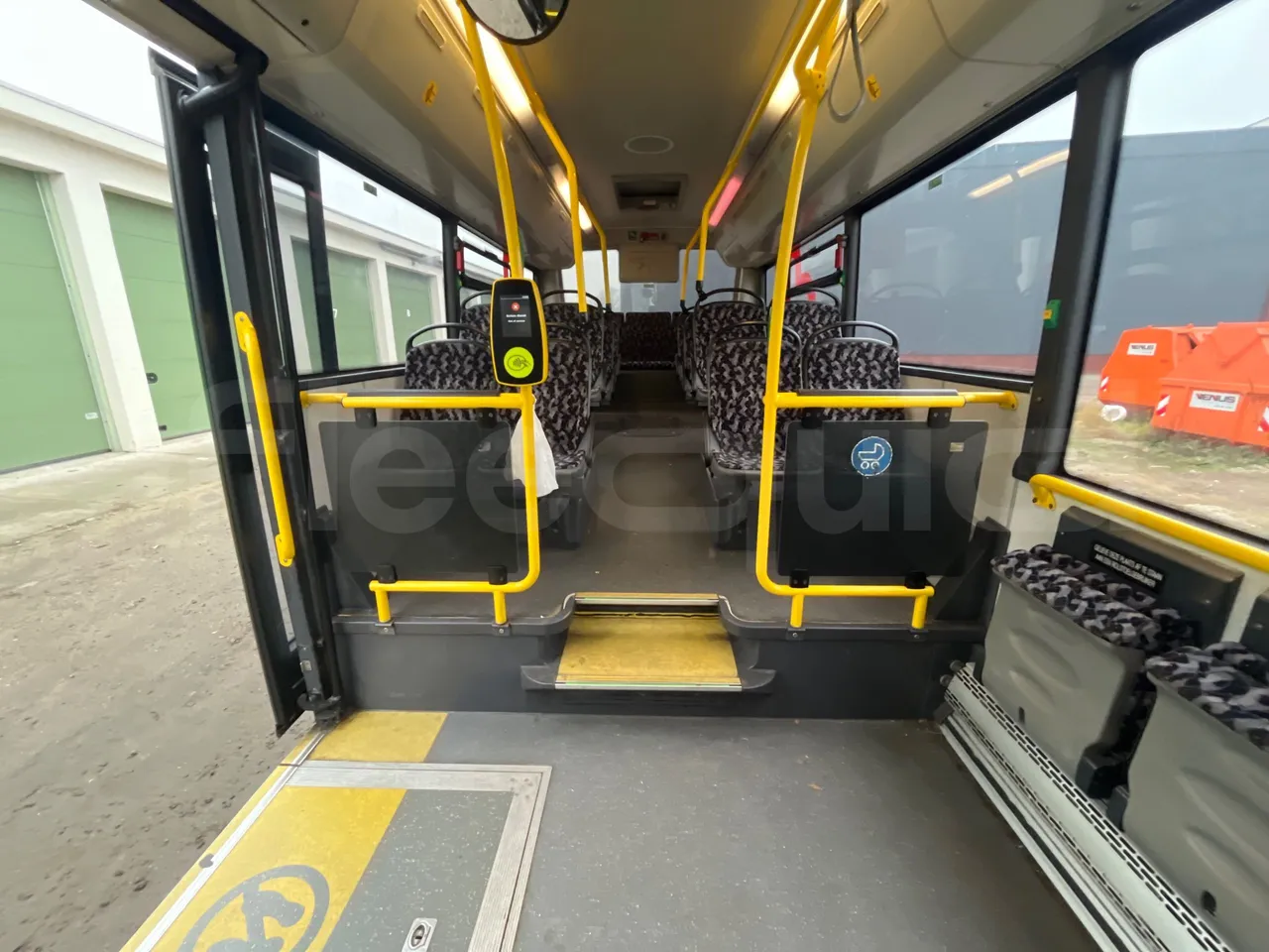 Vdl Citea LLE-120/255 405E1 - Euro6 - 182kW - 11.980mt - reverse view middle aisle