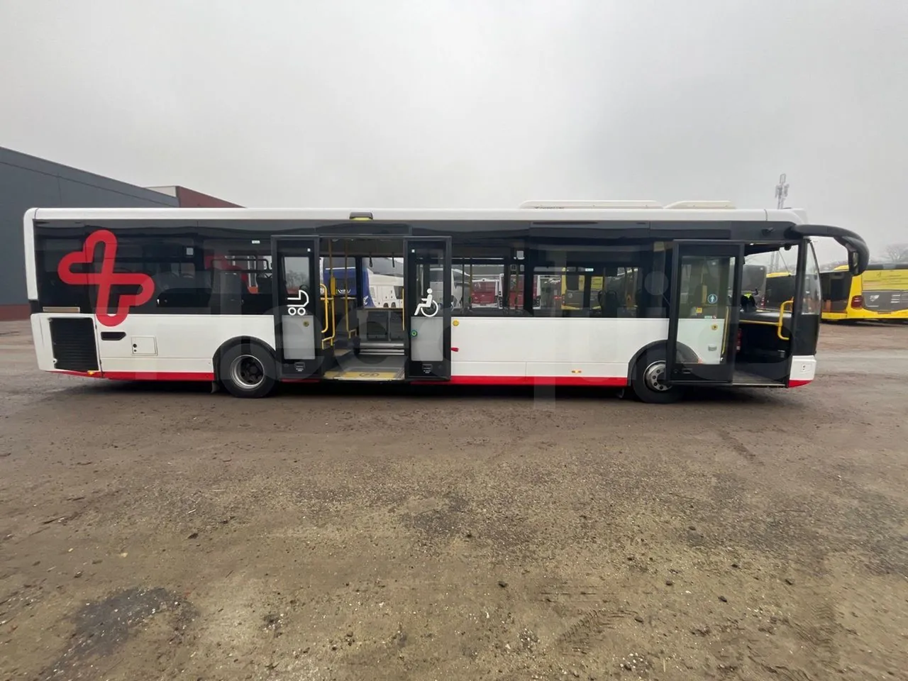 Vdl Citea LLE-120/255 405E1 - Euro6 - 182kW - 11.980mt - right side doors open