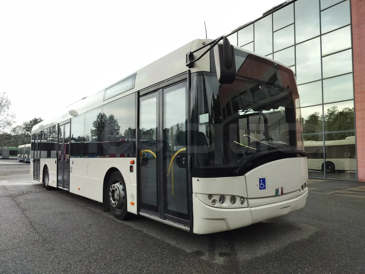 Solaris Urbino - Base cover photo