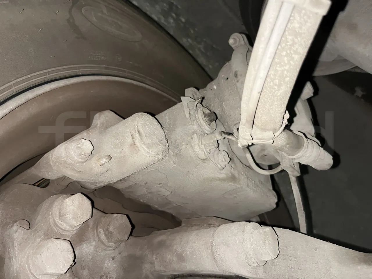 Volvo B9 - First Axle Brake Calipers Left Side