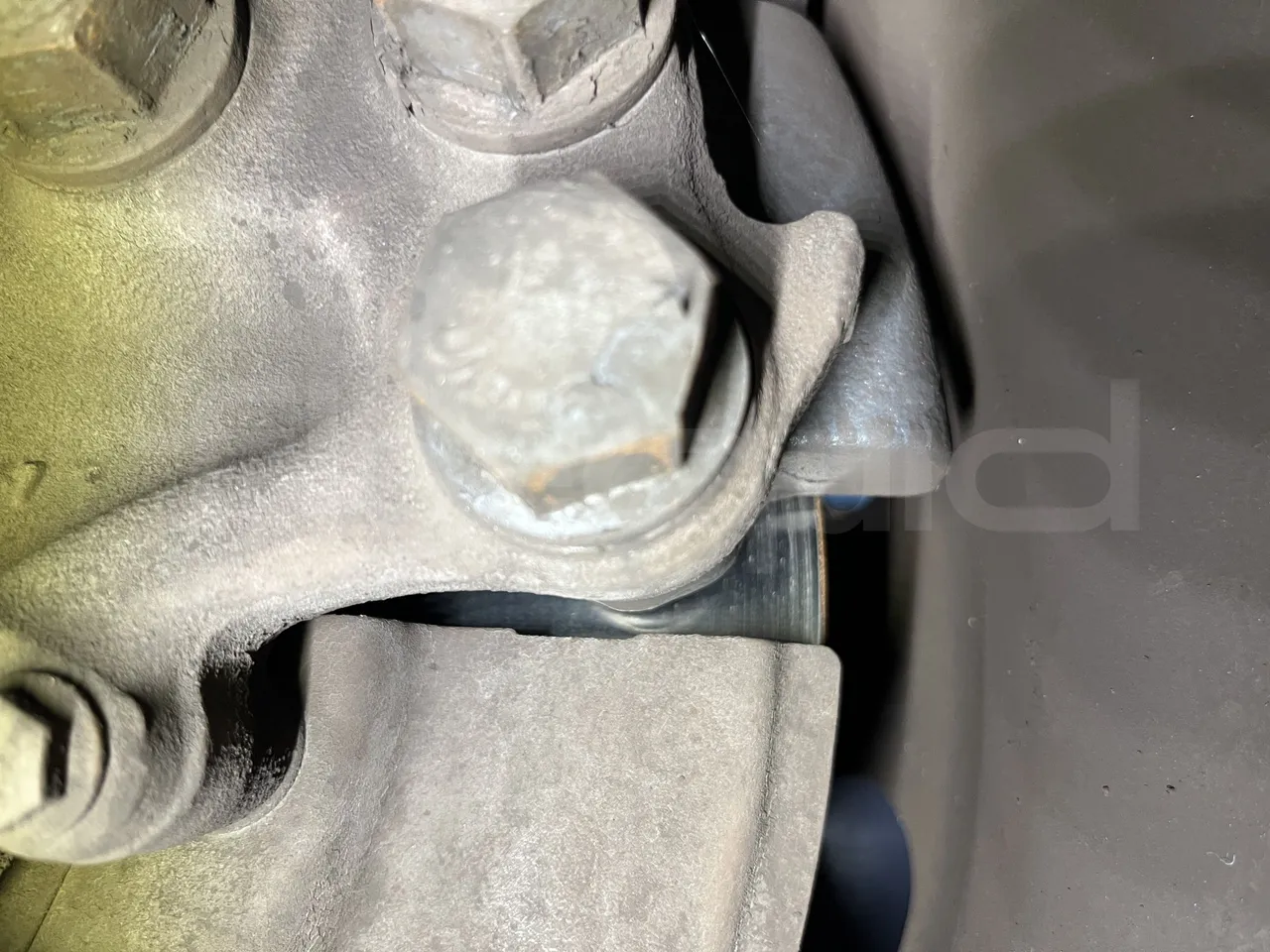 Volvo B9 - First Axle Discs Right Side