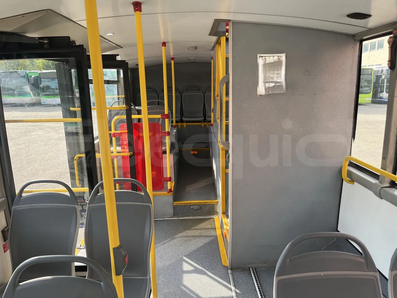 Volvo B9 - Reverse Seats From Middle Position