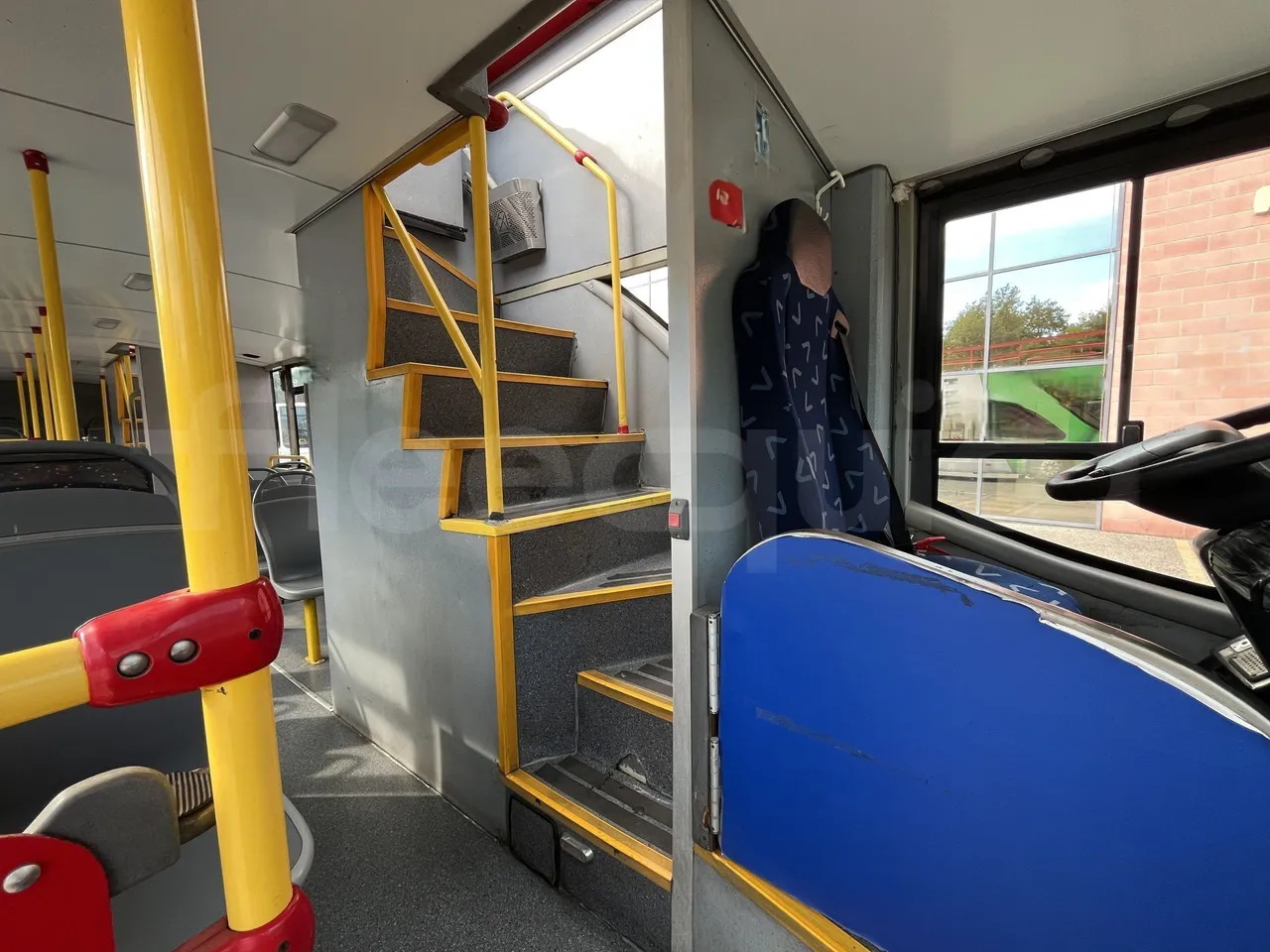 Volvo B9 - Ladder 2