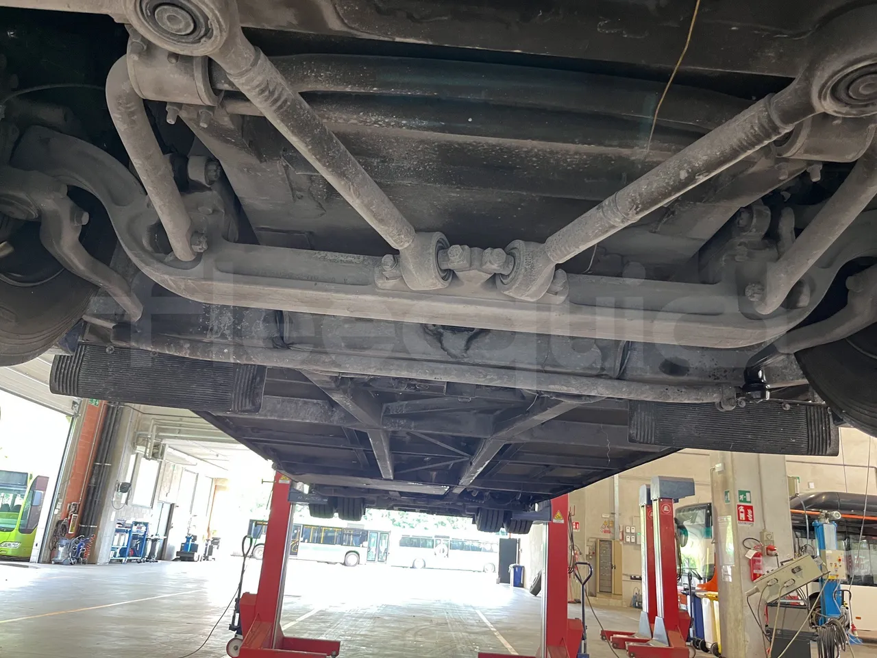 Volvo B9 - First Axle Central