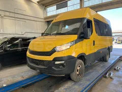 Iveco Daily 50C14N - EUR6 - 100kW - 6,048m - 3/4 front left (mandatory for bus to scrap)