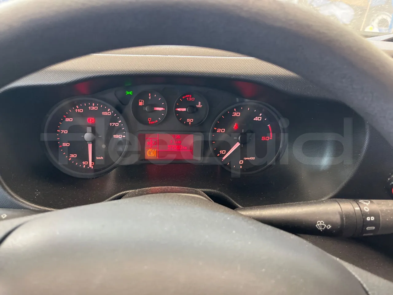 Iveco Daily 50C14N - EUR6 - 100kW - 6,048m - dashboard lights on