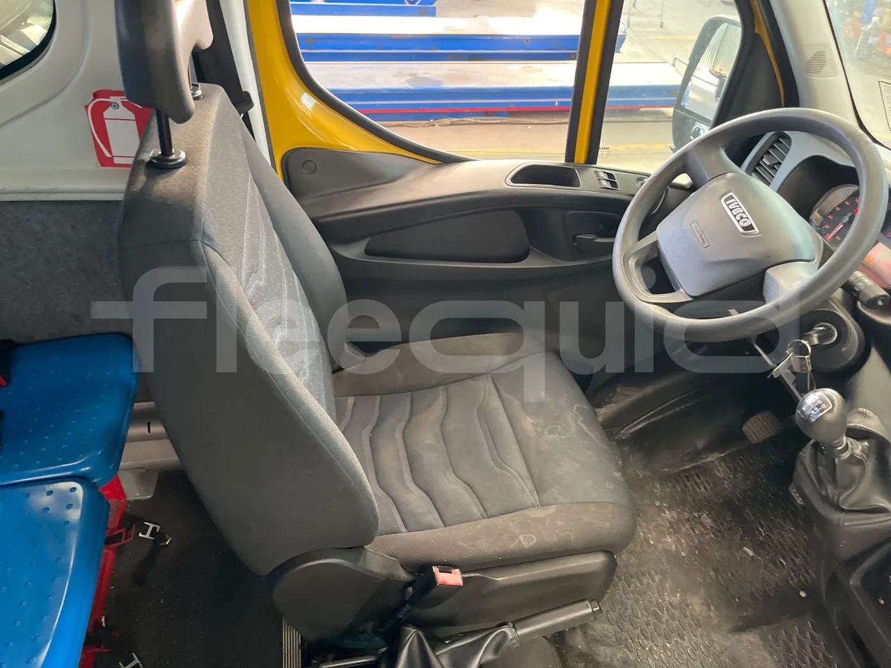 Iveco Daily 50C14N - EUR6 - 100kW - 6,048m - driver's seat photo (mandatory for bus to scrap)