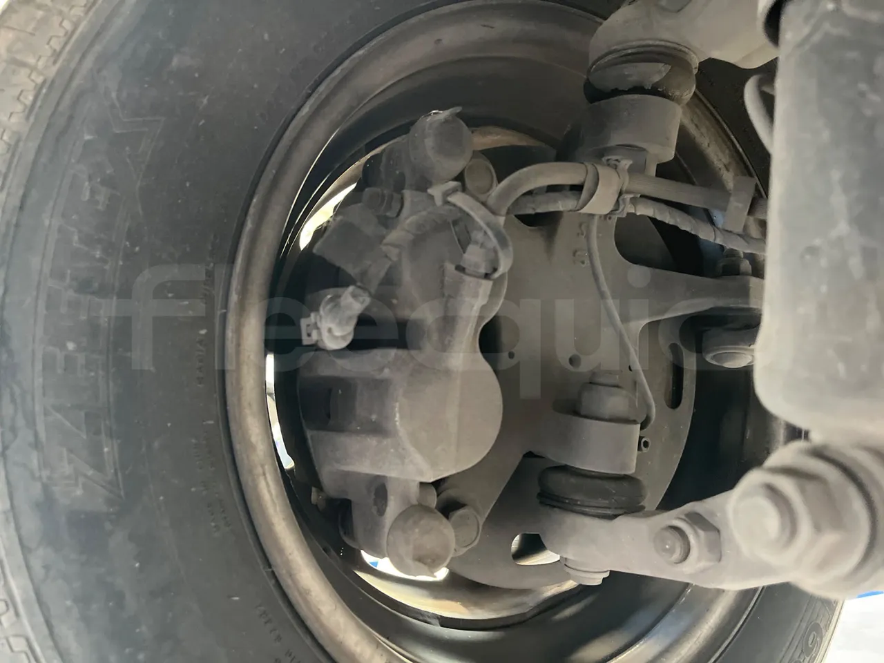 Iveco Daily 50C14N - EUR6 - 100kW - 6,048m - front brake calipers left