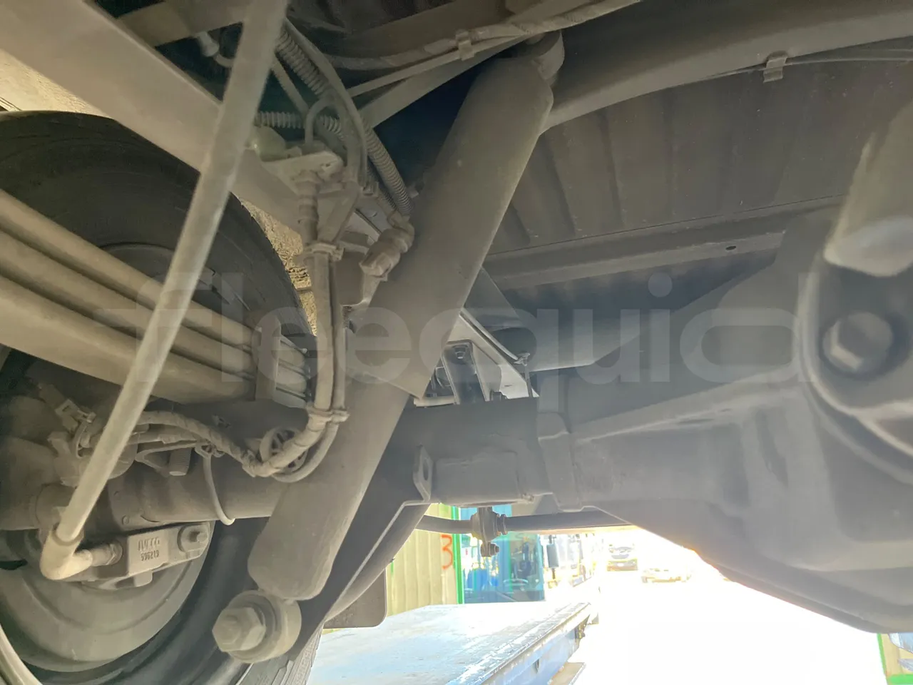Iveco Daily 50C14N - EUR6 - 100kW - 6,048m - axle 2 shock absorbers 2 left