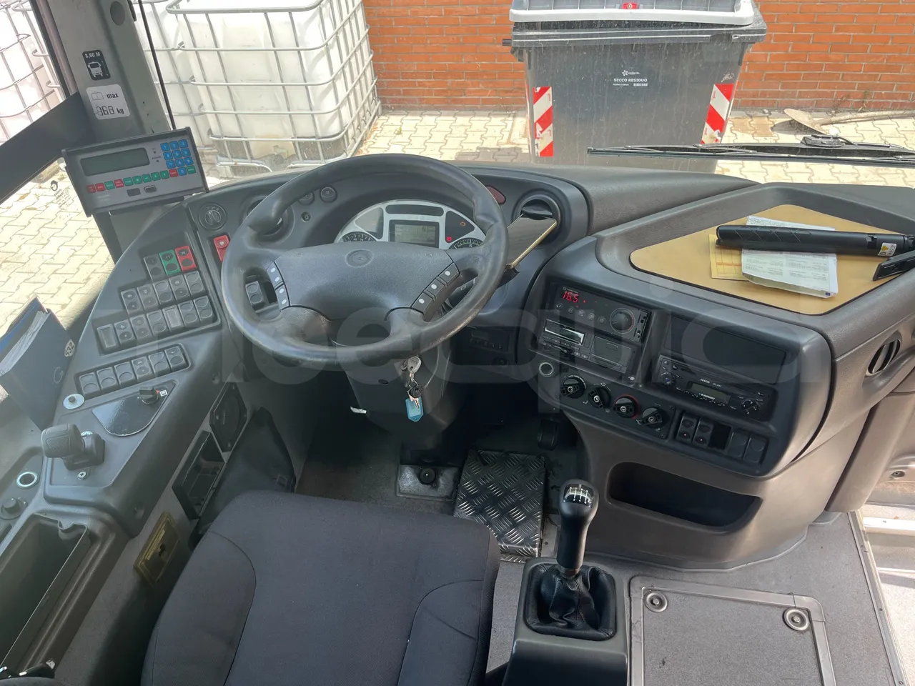 Iveco Arway - buttons panels on