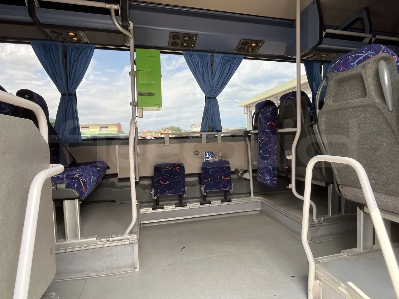 Iveco Arway - disabled area photo