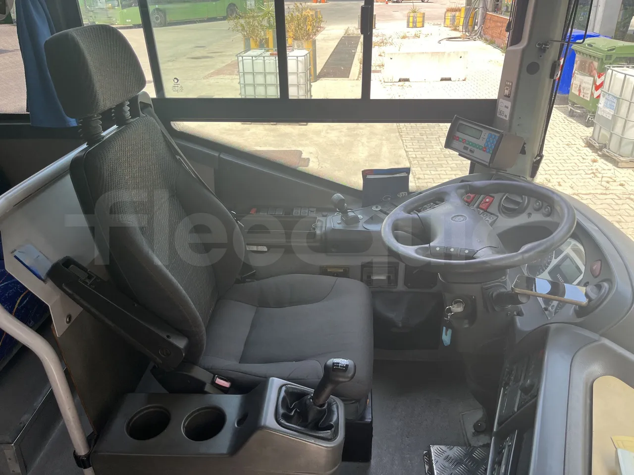 Iveco Arway - driver's seat photo