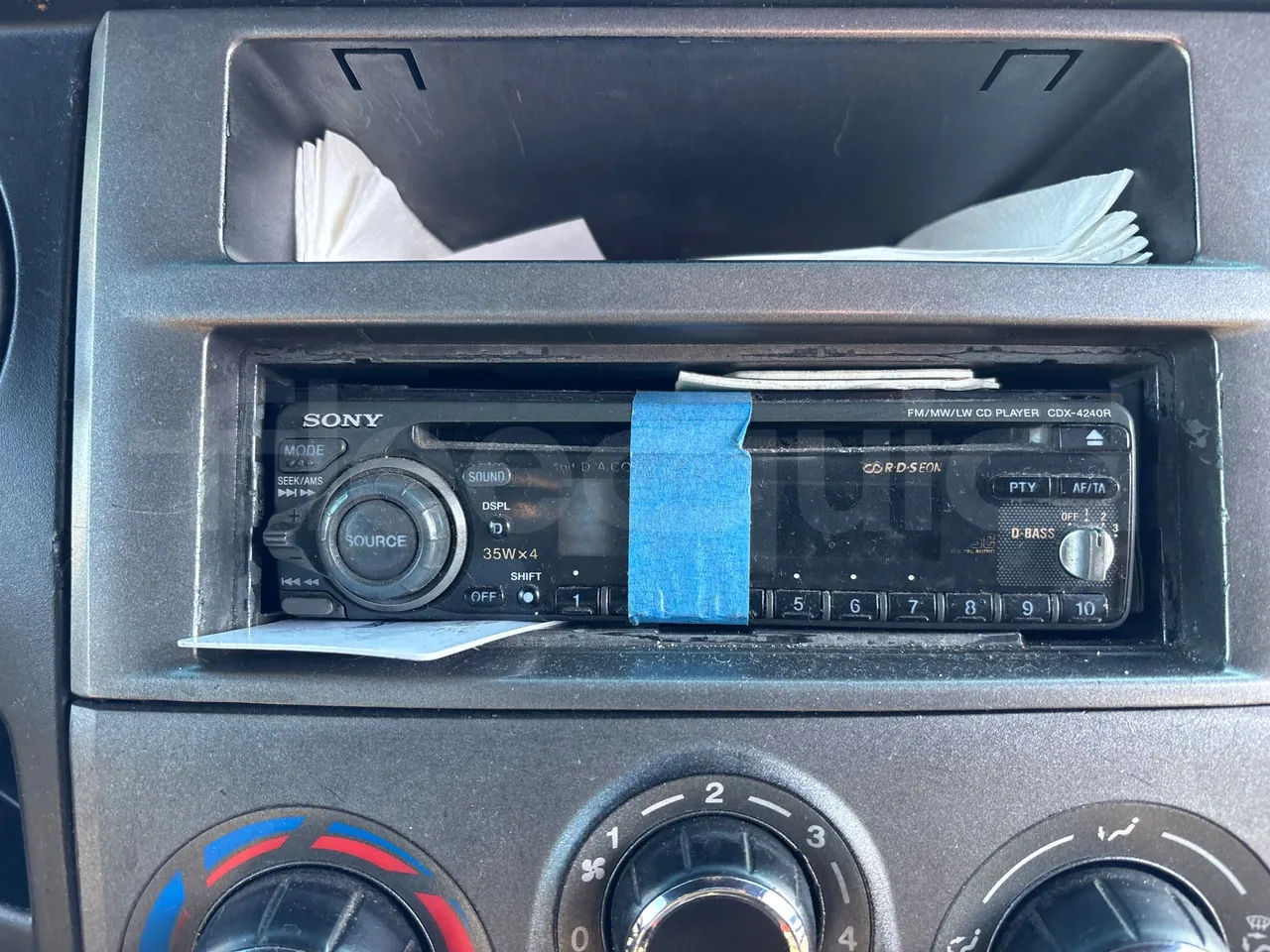 Iveco Daily 50C15V-EURO5-107kW-7.012m - radio accessories photo