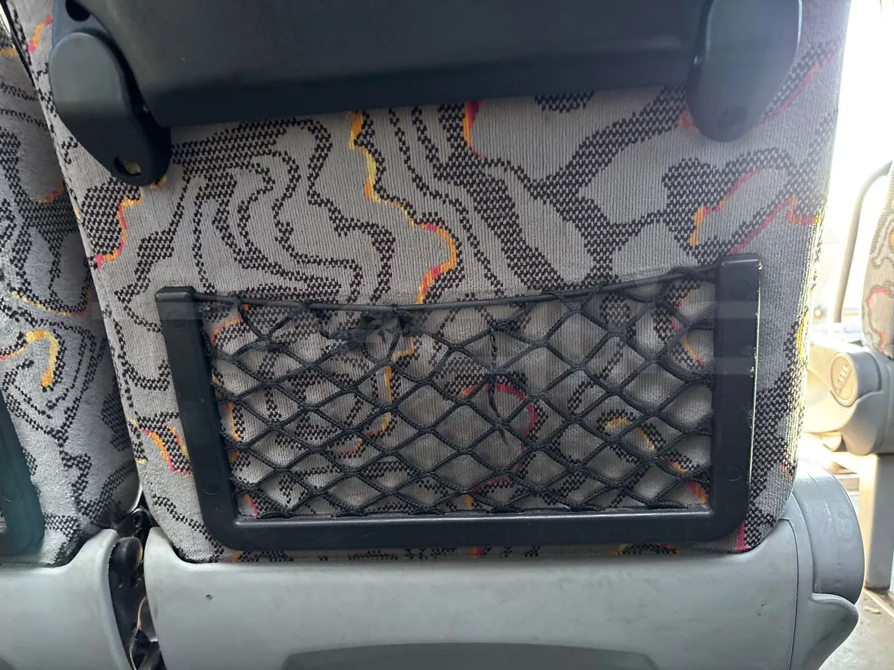 Iveco Daily 50C15V-EURO5-107kW-7.012m - mesh detail photo