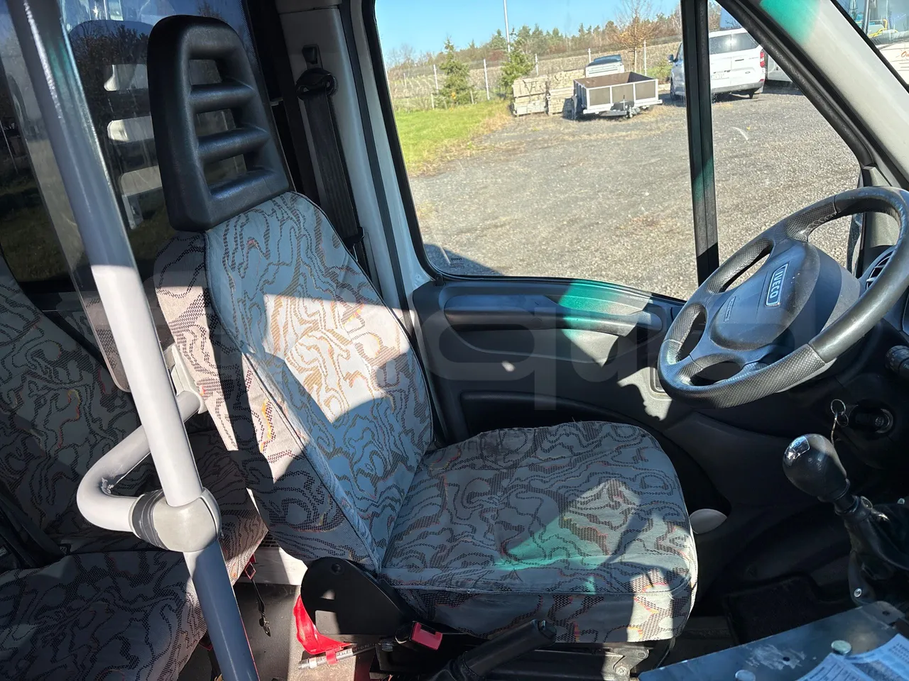 Iveco Daily 50C15V-EURO5-107kW-7.012m - driver's seat photo