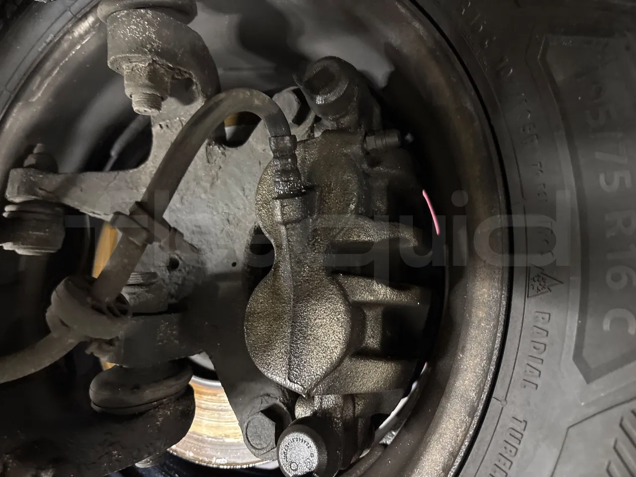 Iveco Daily 50C15V-EURO5-107kW-7.012m - front brake calipers right