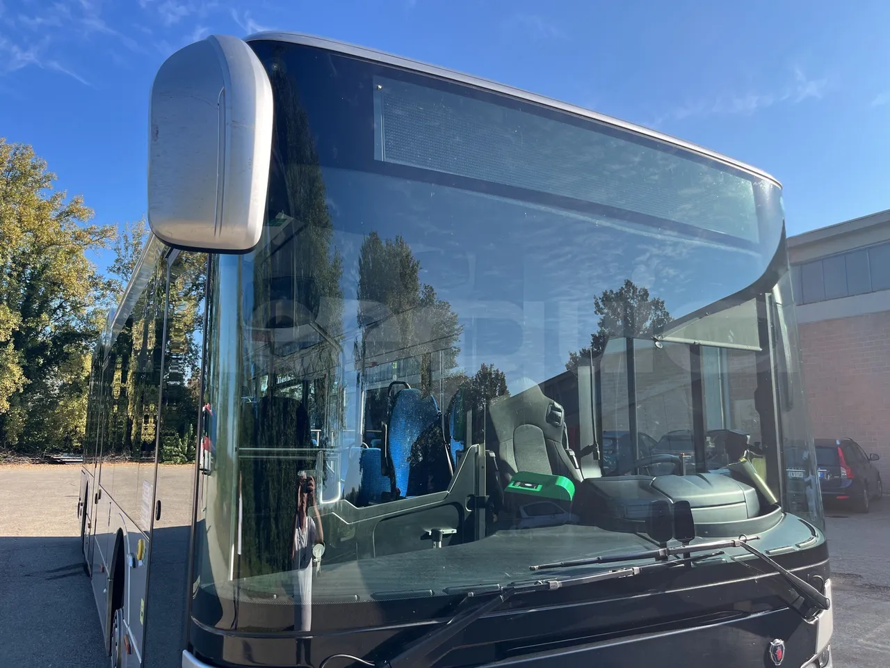 Scania Citywide - Windscreen From Right Side