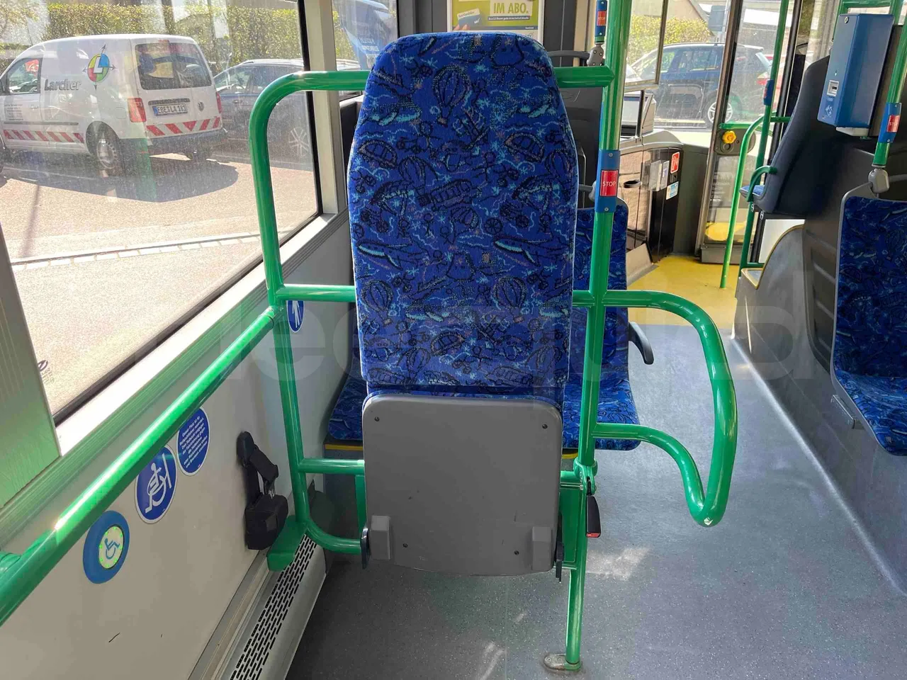 Solaris Urbino 10.5 - EUR6 -  204kW - 10.550m - single seat detail