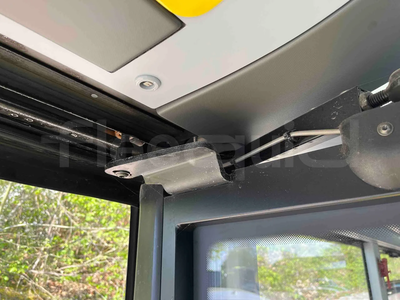 Solaris Urbino 10.5 - EUR6 -  204kW - 10.550m - door mechanism photo