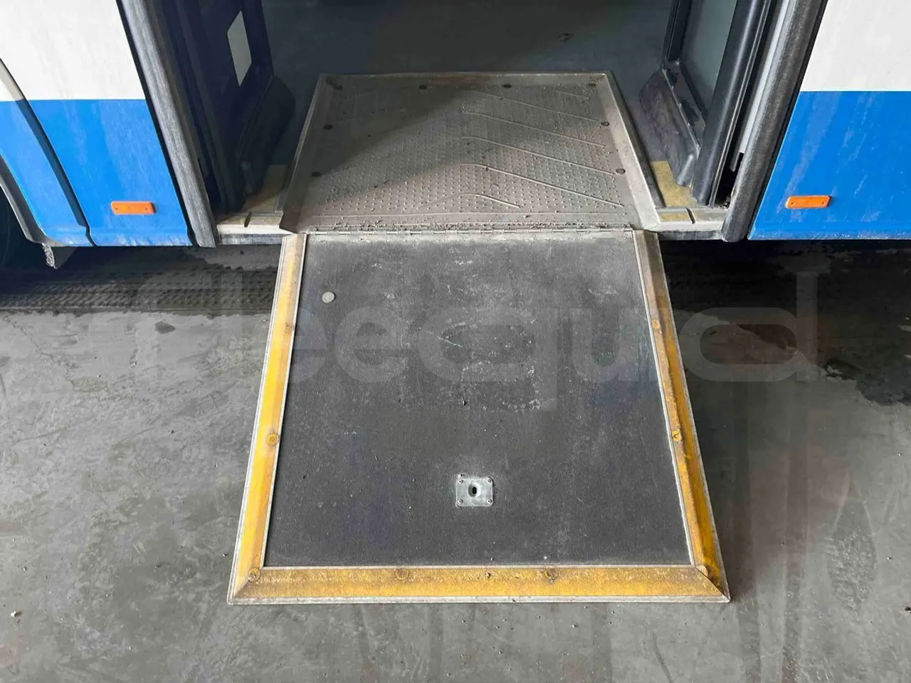 Solaris Urbino 10.5 - EUR6 -  204kW - 10.550m - platform open photo