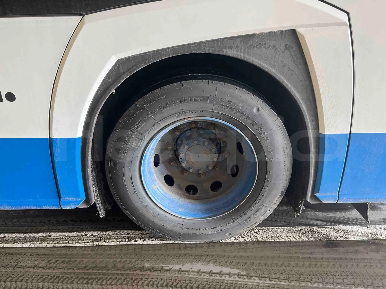 Solaris Urbino 10.5 - EUR6 -  204kW - 10.550m - rear left tire photo