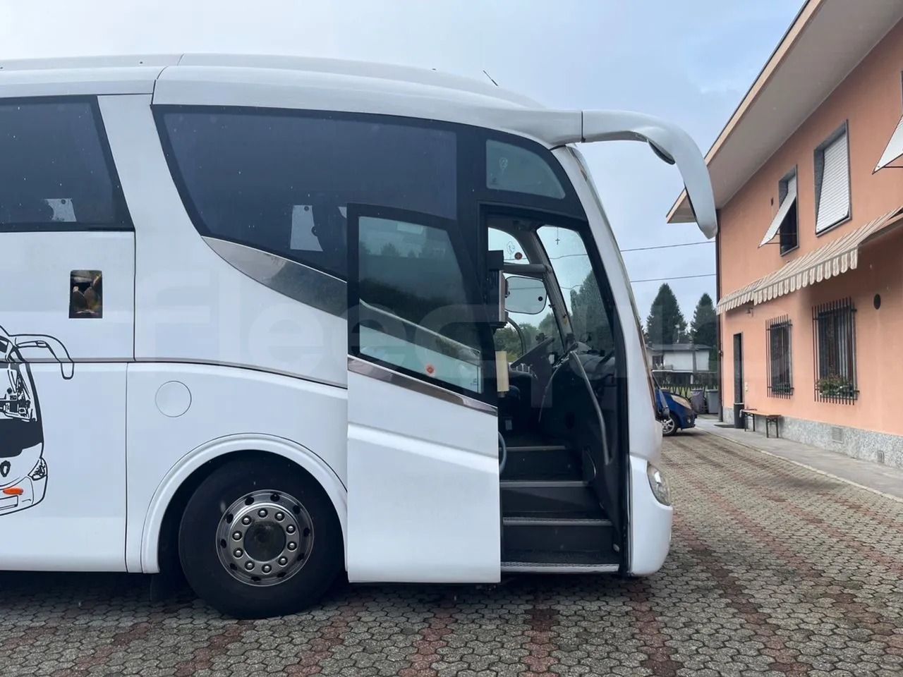 Irizar Scania K440 - EUR5 -324kW -12.2m - front door 1 open