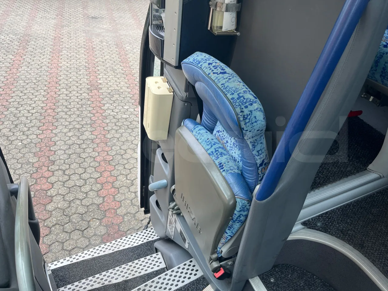 Irizar Scania K440 - EUR5 -324kW -12.2m - hostess seat photo