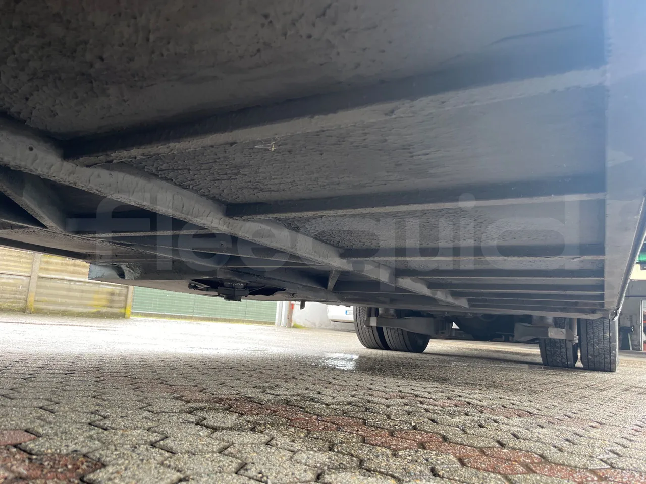 Irizar Scania K440 - EUR5 -324kW -12.2m - central undercarriage photo